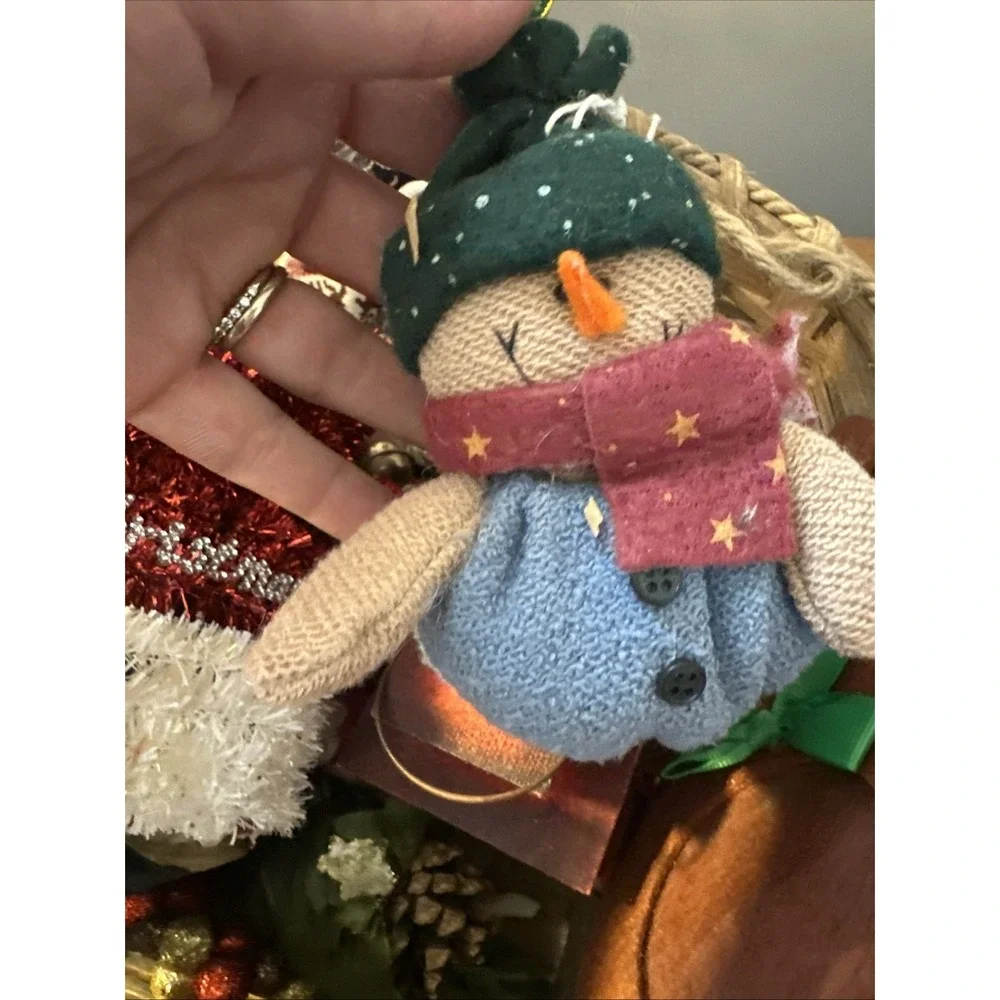 Christmas Craft Accents, Picks, Ornaments, Bells, Pine Cones For Crafts And Deco